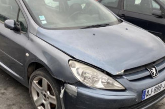 Vitre avant droit PEUGEOT 307