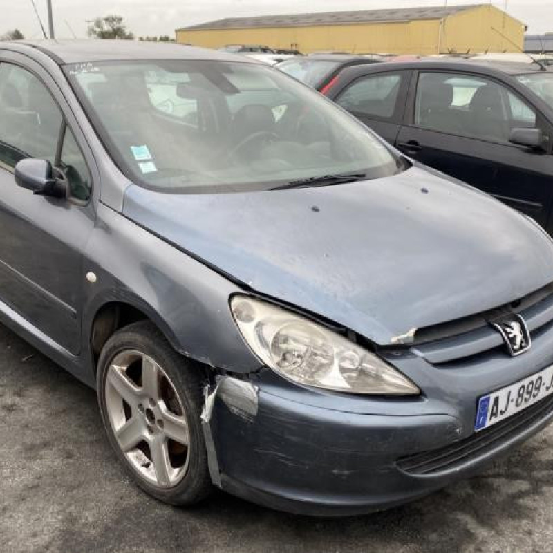 Vitre avant droit PEUGEOT 307 Photo n°7