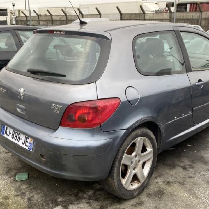 Vitre avant droit PEUGEOT 307 Photo n°8