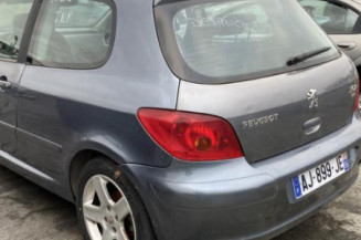 Vitre avant droit PEUGEOT 307