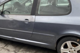 Vitre avant droit PEUGEOT 307