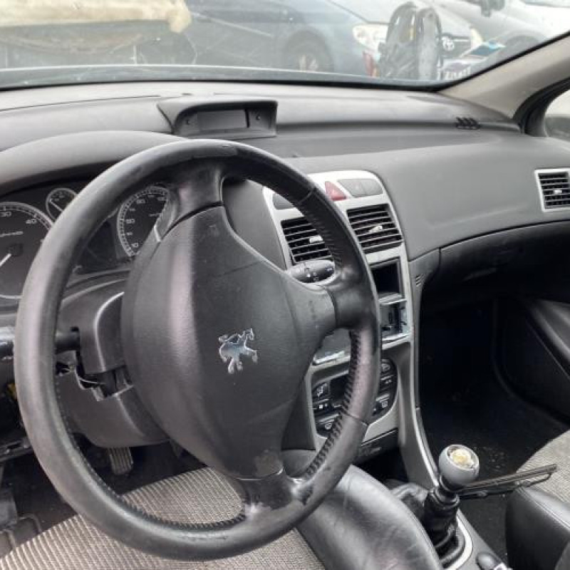 Vitre avant droit PEUGEOT 307 Photo n°17