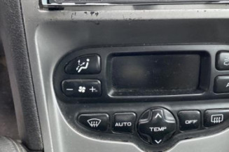 Vitre avant droit PEUGEOT 307