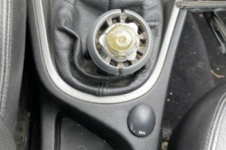 Vitre avant droit PEUGEOT 307