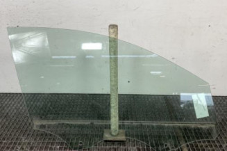 Vitre avant droit OPEL CORSA F Photo n°1