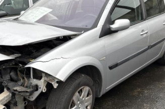 Poignee porte avant gauche RENAULT MEGANE 2