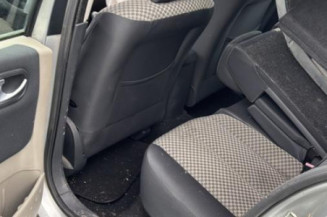 Poignee porte avant gauche RENAULT MEGANE 2