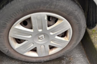 Poignee porte avant gauche RENAULT MEGANE 2