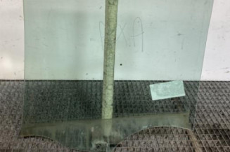 Vitre arriere droit RENAULT CLIO 3