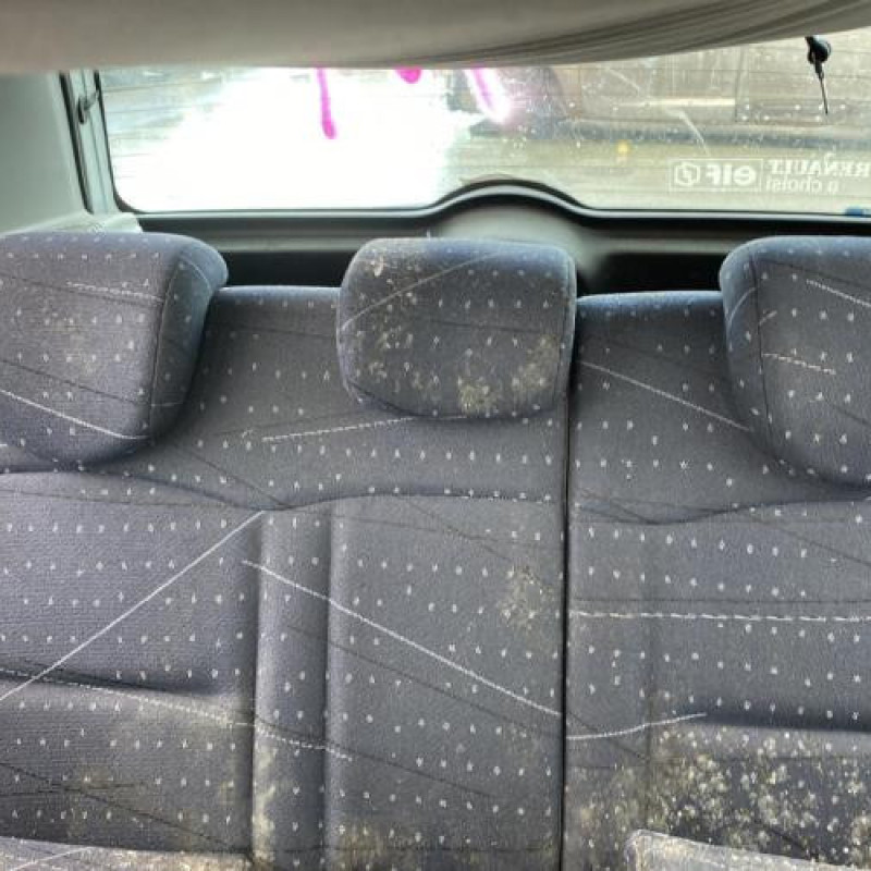 Porte arriere droit RENAULT CLIO 2 Photo n°18