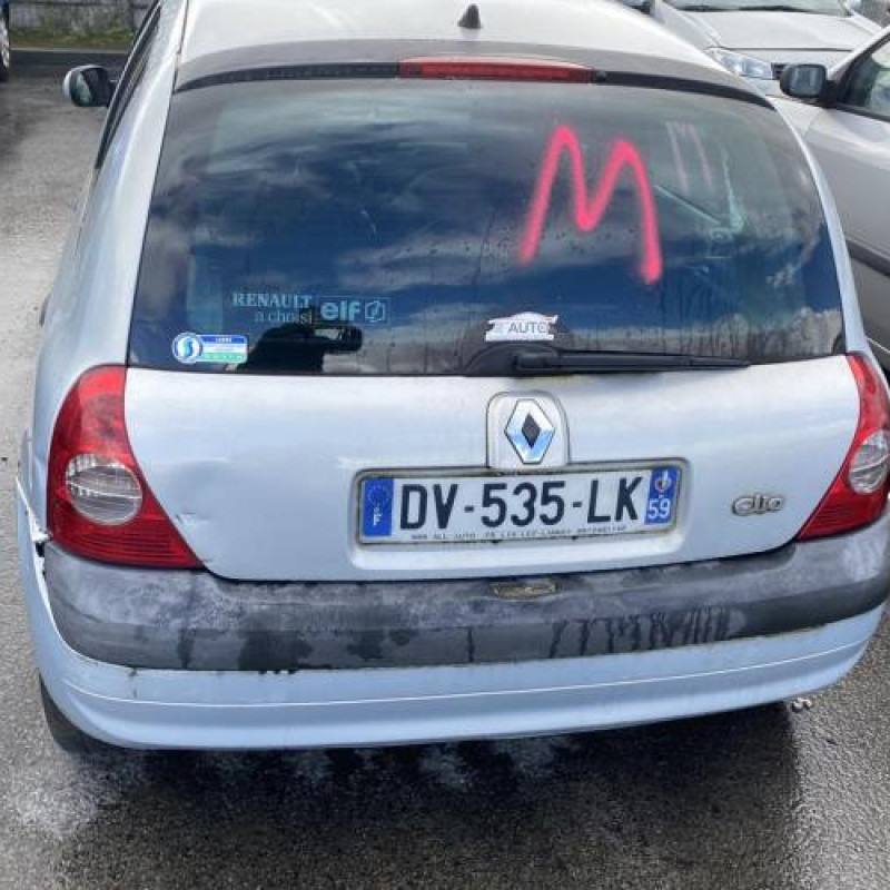 Pompe à carburant RENAULT CLIO 2 Photo n°13