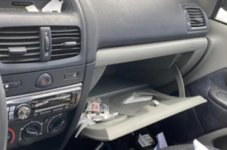 Pompe à carburant RENAULT CLIO 2