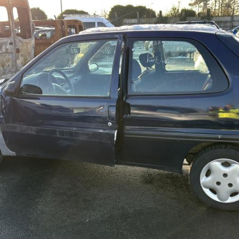 Poignee porte avant gauche CITROEN SAXO Photo n°11