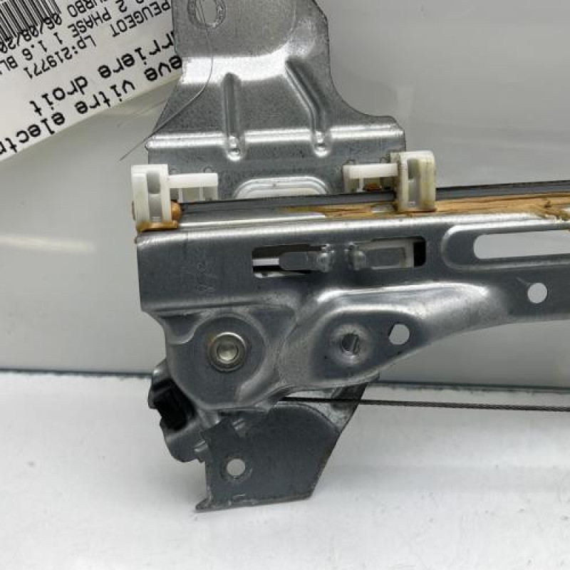 Leve vitre electrique arriere droit PEUGEOT 308 2 Photo n°2