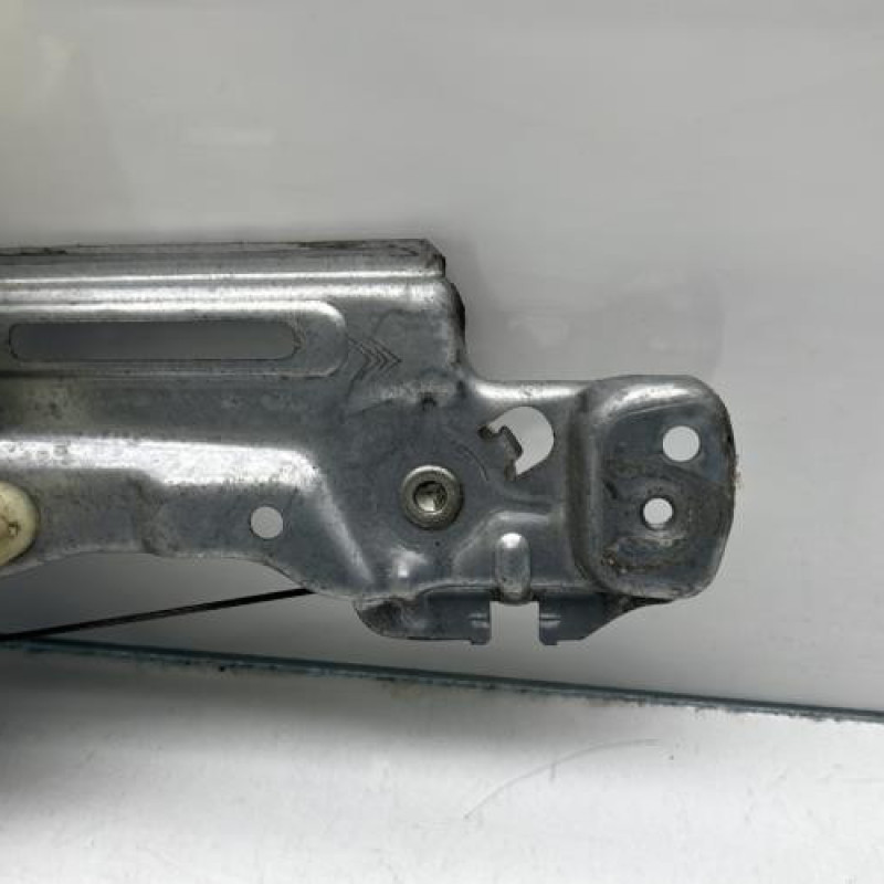 Leve vitre electrique arriere droit PEUGEOT 308 2 Photo n°4