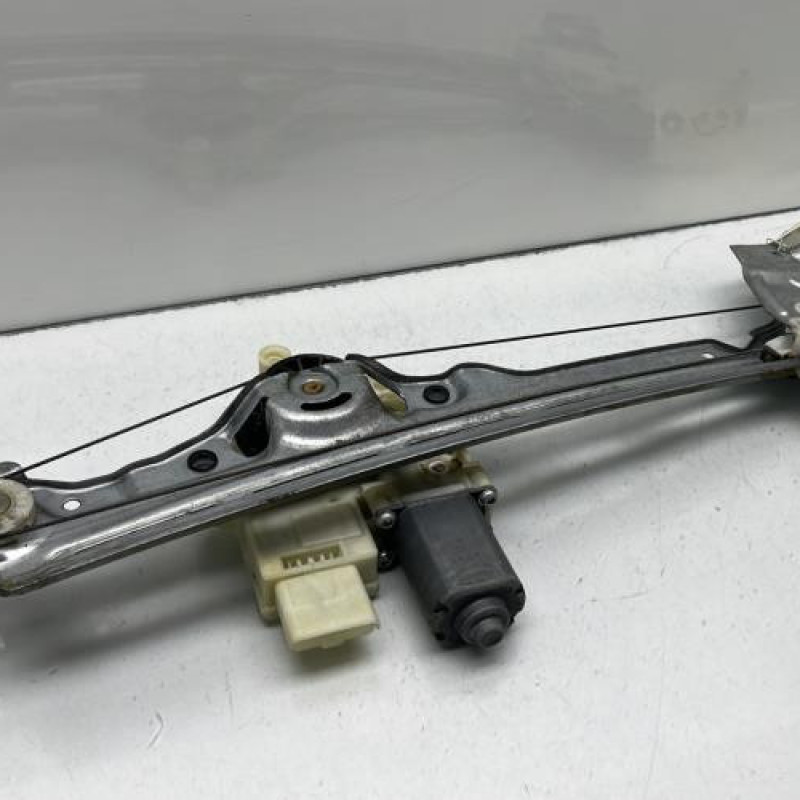 Leve vitre electrique arriere gauche PEUGEOT 308 2 Photo n°7