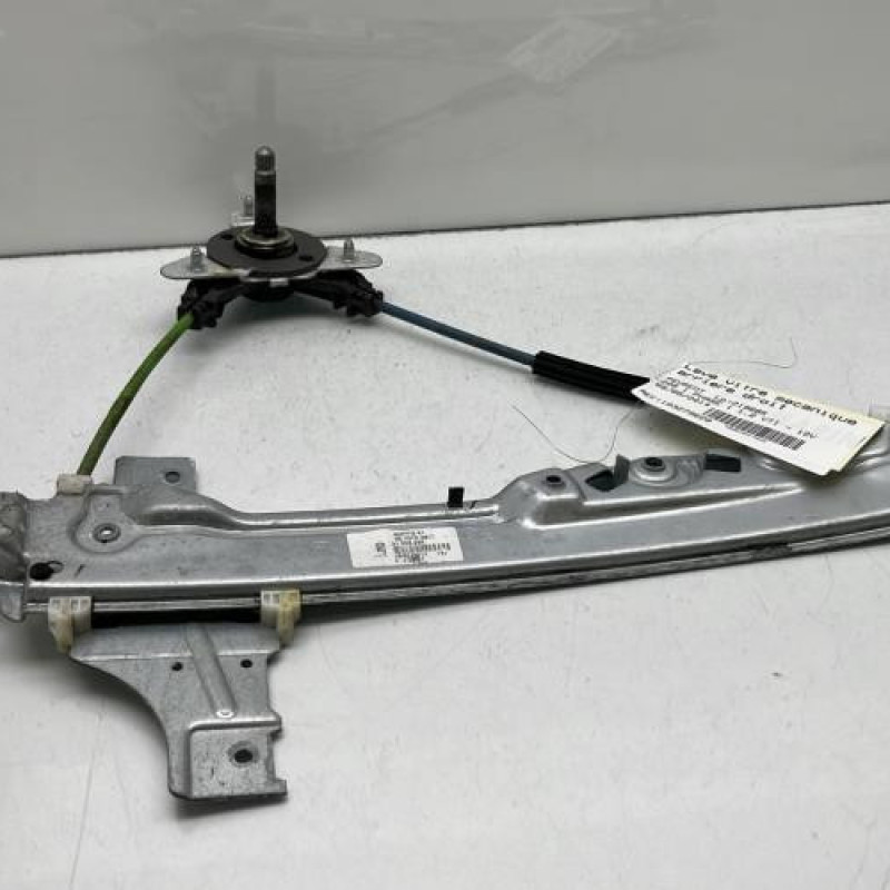 Leve vitre mecanique arriere droit PEUGEOT 208 1 Photo n°1