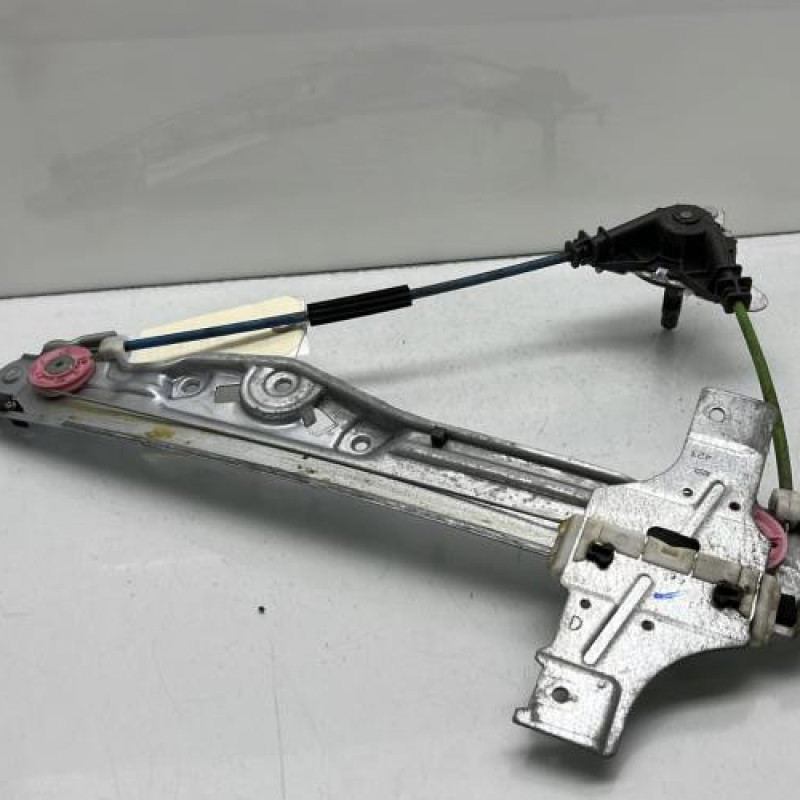 Leve vitre mecanique arriere droit PEUGEOT 208 1 Photo n°6