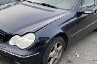 Retroviseur droit MERCEDES CLASSE C 203