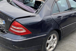 Retroviseur droit MERCEDES CLASSE C 203