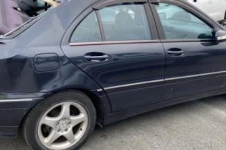 Retroviseur droit MERCEDES CLASSE C 203