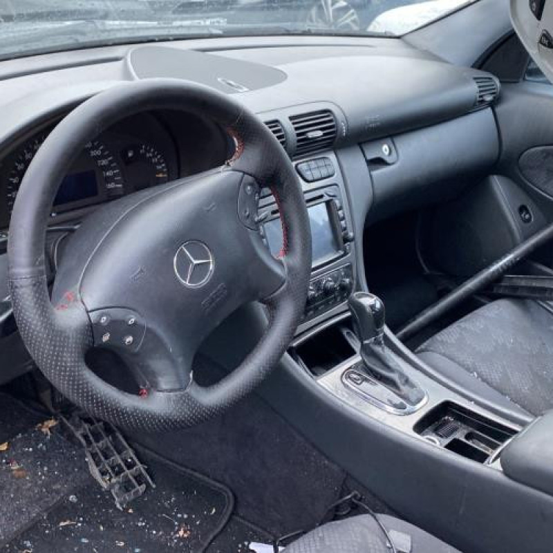 Retroviseur droit MERCEDES CLASSE C 203 Photo n°19