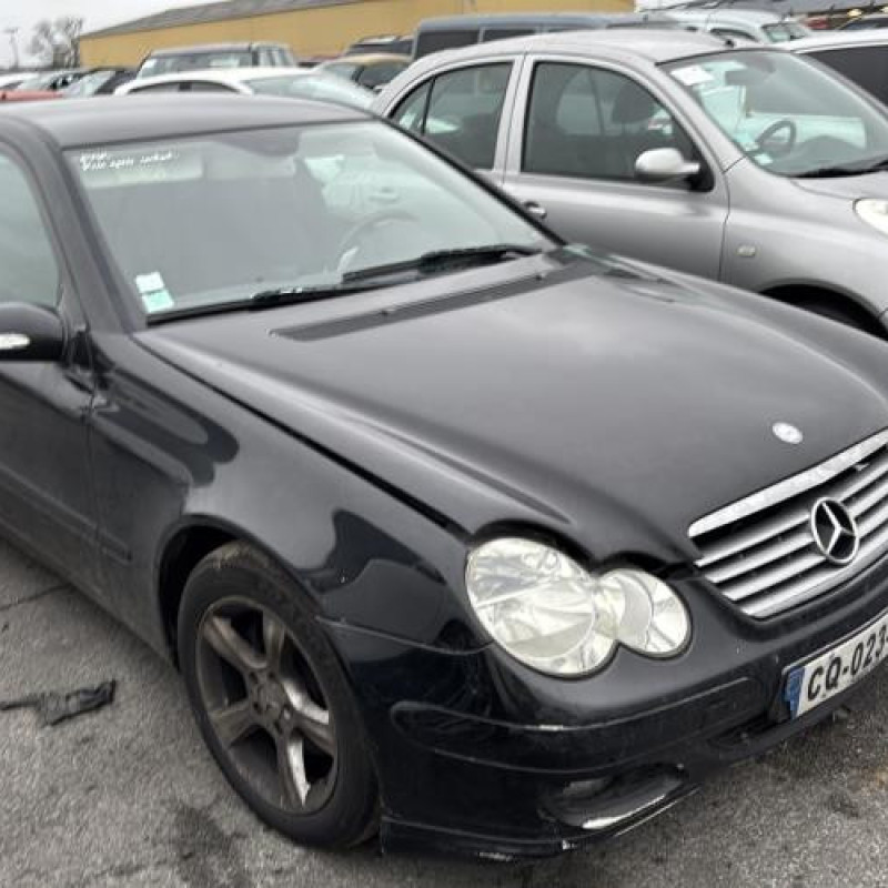 Vitre avant droit MERCEDES CLASSE C 203 COUPE SPORT Photo n°6