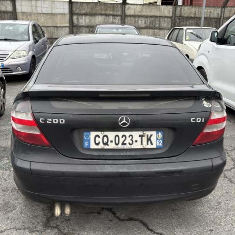 Vitre avant droit MERCEDES CLASSE C 203 COUPE SPORT Photo n°9