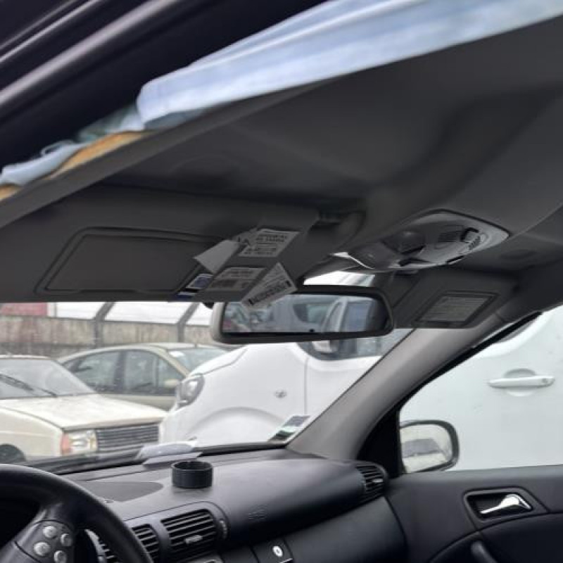 Vitre avant droit MERCEDES CLASSE C 203 COUPE SPORT Photo n°15