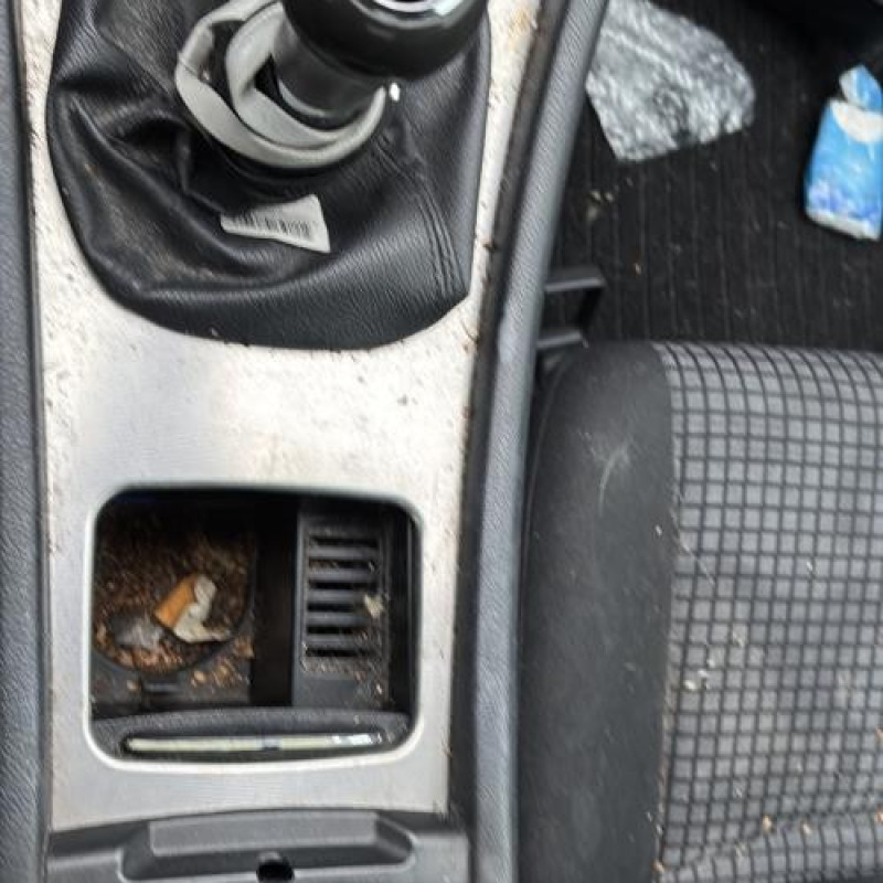Pretensionneur de ceinture avant droit MERCEDES CLASSE C 203 COUPE SPORT Photo n°17