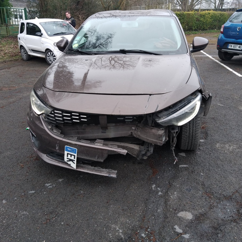 FIAT TIPO 2 PHASE 1 1.6 JTD - 16V TURBO MULTIJET Photo n°1