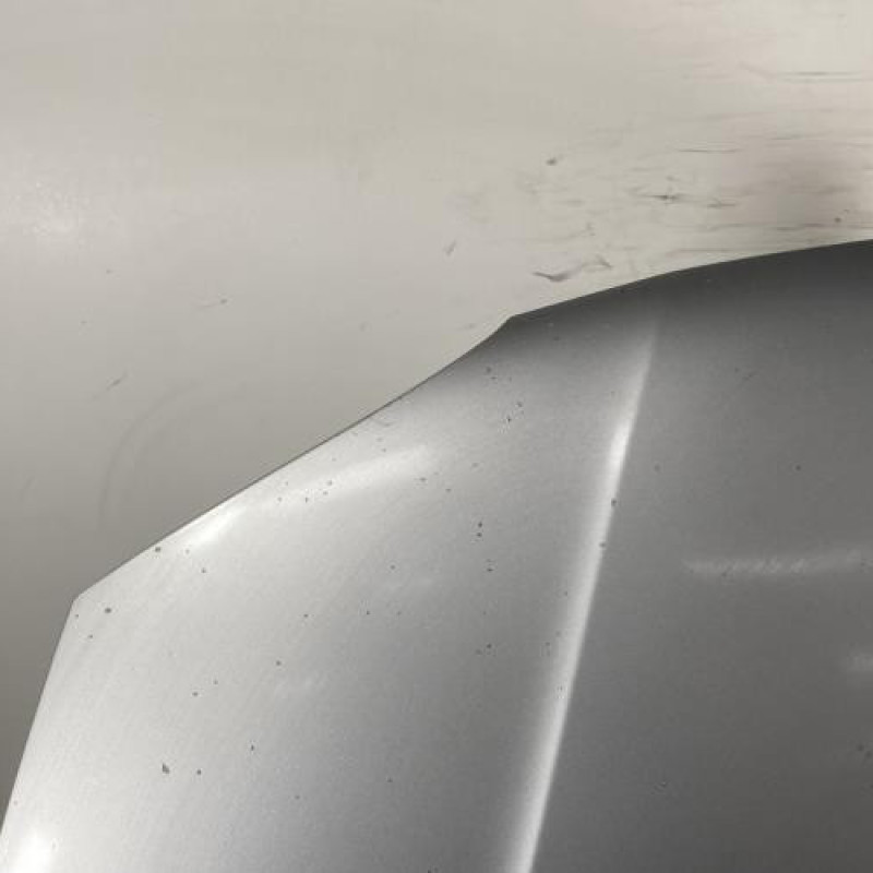 Capot BMW SERIE 1 E87 Photo n°2