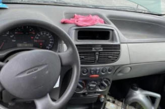 Porte avant gauche FIAT PUNTO 2