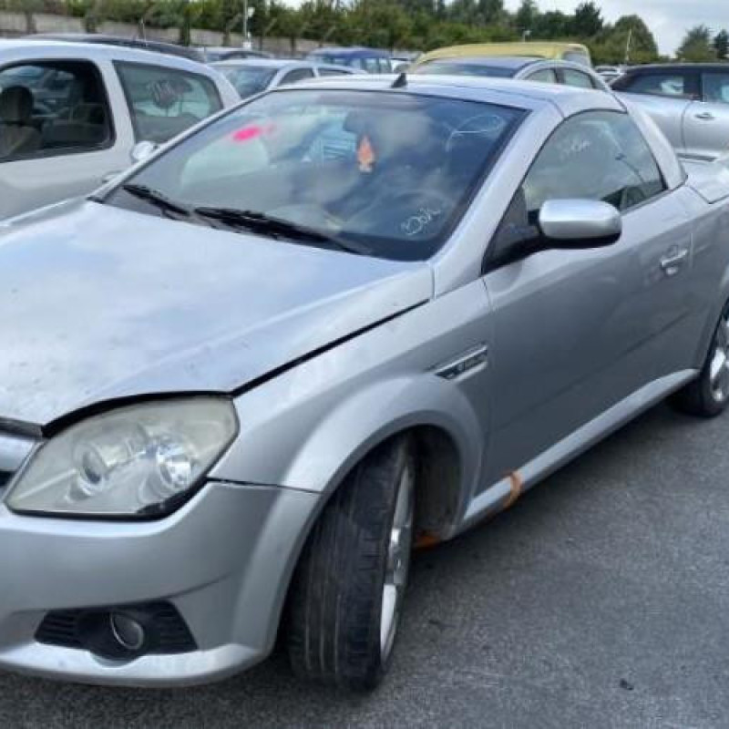 Pompe à carburant OPEL TIGRA 2 Photo n°7