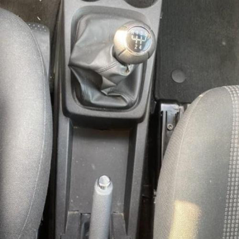 Vitre arriere droit OPEL MERIVA A Photo n°8