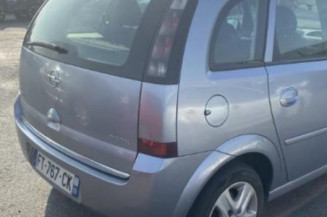 Vitre arriere droit OPEL MERIVA A