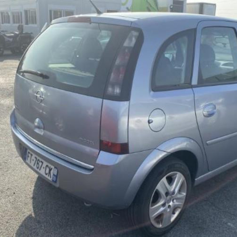 Vitre arriere droit OPEL MERIVA A Photo n°12