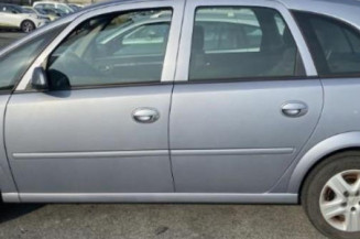 Vitre arriere droit OPEL MERIVA A