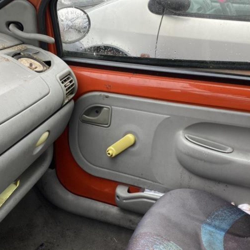 Antenne RENAULT TWINGO 1 Photo n°16