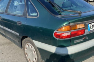 Retroviseur gauche RENAULT LAGUNA 1