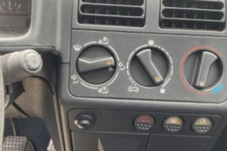 Calandre PEUGEOT 205