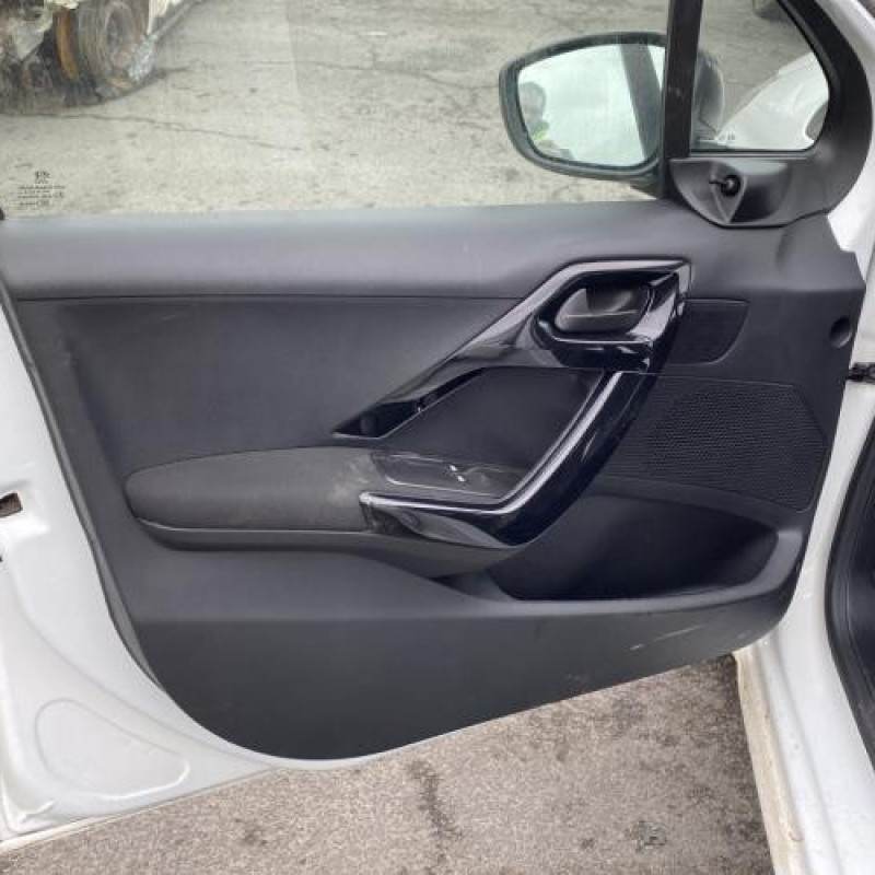 Moteur PEUGEOT 208 1 Photo n°10