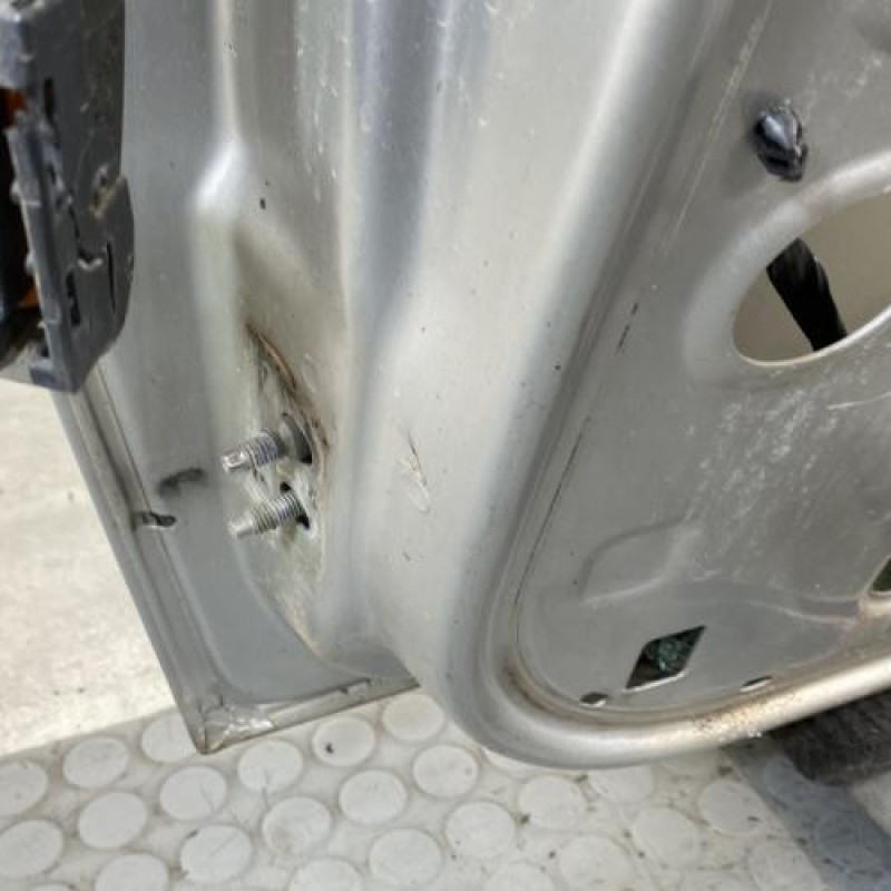Porte avant droit RENAULT MEGANE 2 Photo n°6
