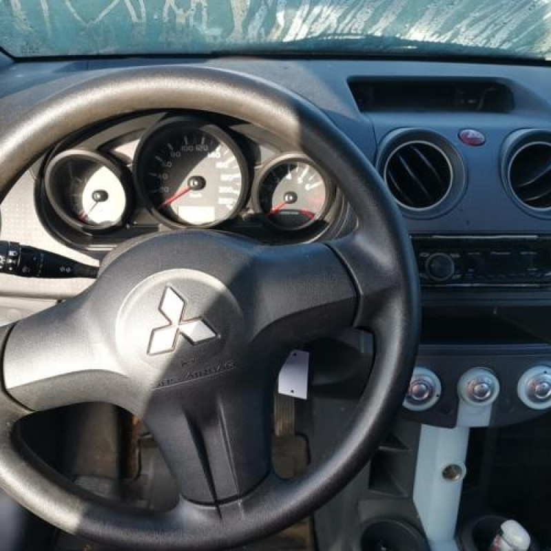 Porte avant gauche MITSUBISHI COLT 6 Photo n°14