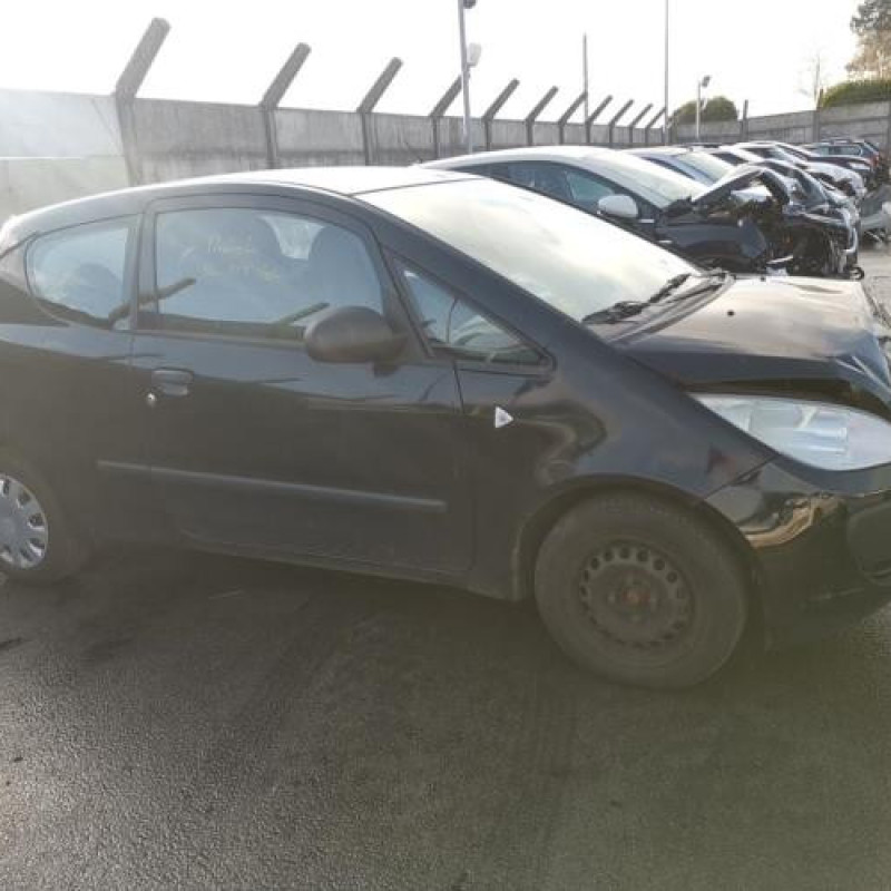 Porte avant gauche MITSUBISHI COLT 6 Photo n°15