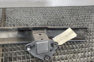 Renfort pare choc arriere (traverse) MERCEDES CLASSE B 245