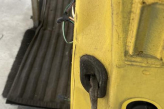Porte avant gauche RENAULT MEGANE 1