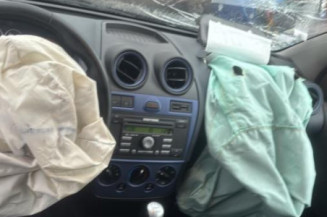 Feu arriere principal gauche (feux) FORD FIESTA 5