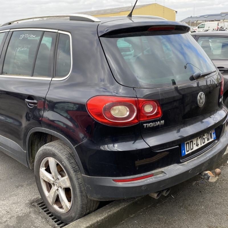VOLKSWAGEN TIGUAN 1 PHASE 1 2.0 TDI - 16V TURBO 4 MOTION 4X4 Photo n°4