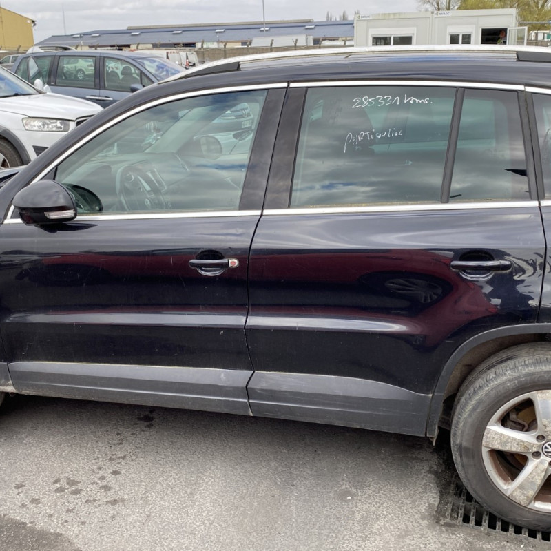 VOLKSWAGEN TIGUAN 1 PHASE 1 2.0 TDI - 16V TURBO 4 MOTION 4X4 Photo n°7